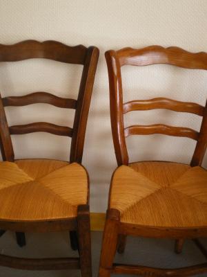 Réalisation de deux chaises en paillage